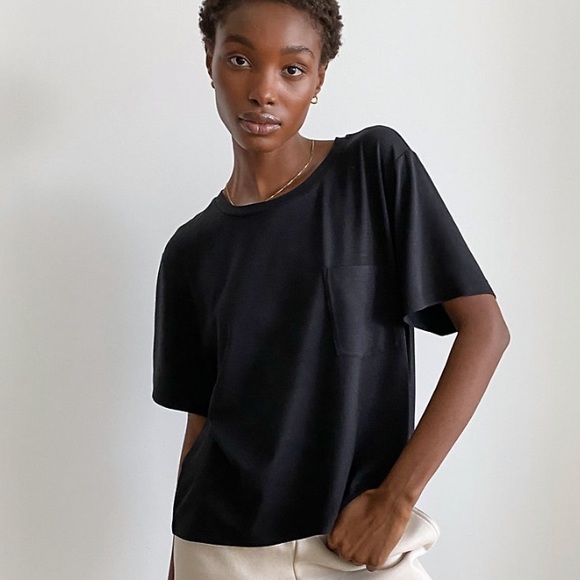 Pocket t-shirt - Picture 2 of 2